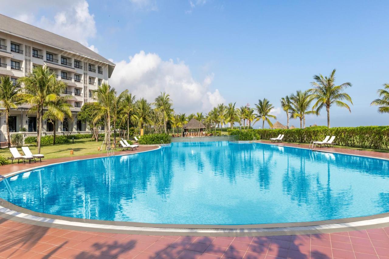 Melia Vinpearl Cua Hoi Beach Resort Cửa Lò Exterior foto